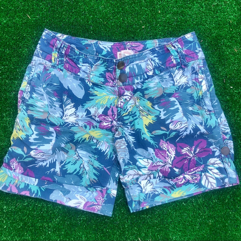 Floral Shorts Hawaiian Print